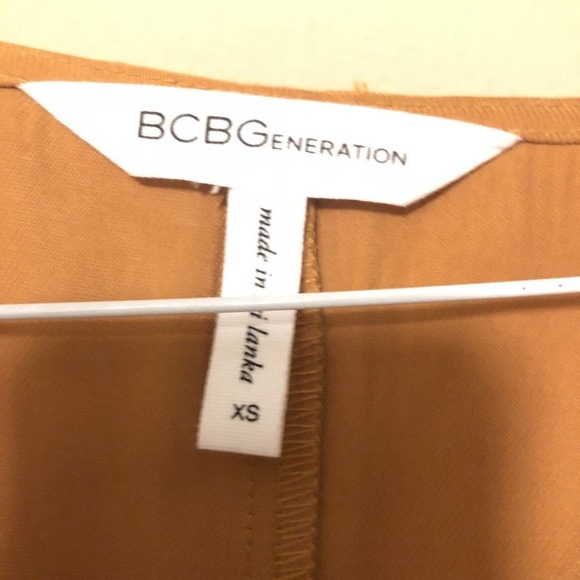 BCBGeneration Sleeveless Shoulder-Tie Tank - Picture 5 of 5